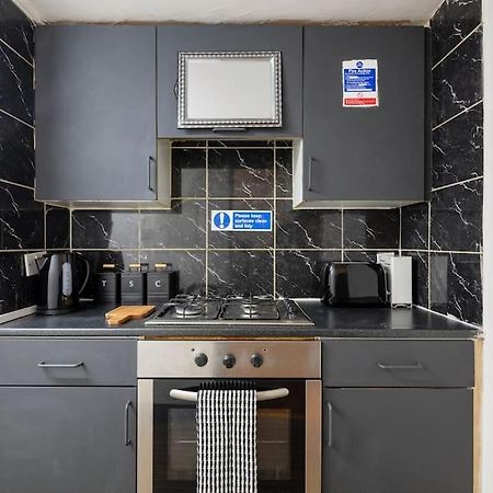 2A - Bright & Airy 2 Bed Flat - 20 Mins To Central London Exterior foto
